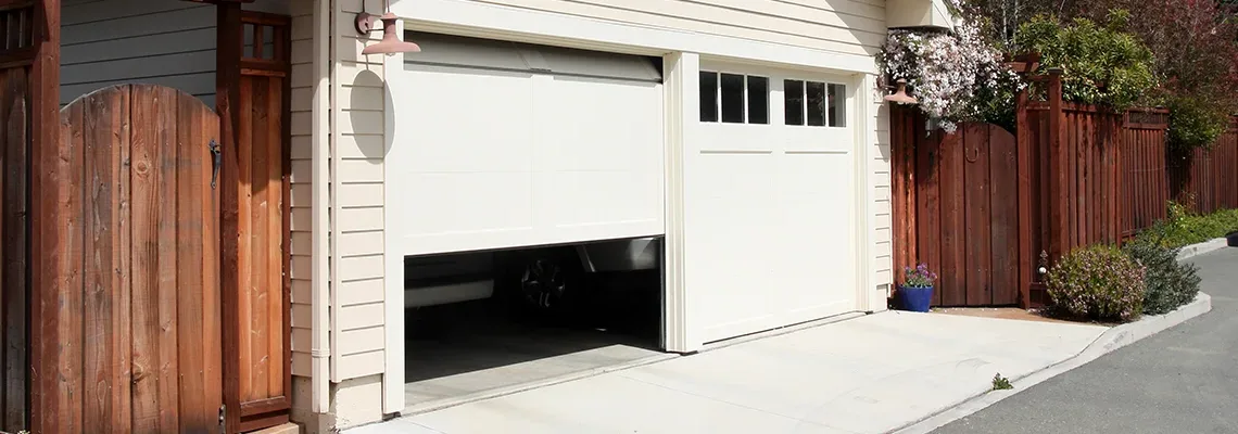 Repair Garage Door Won't Close Light Blinks in Gurnee, Illinois