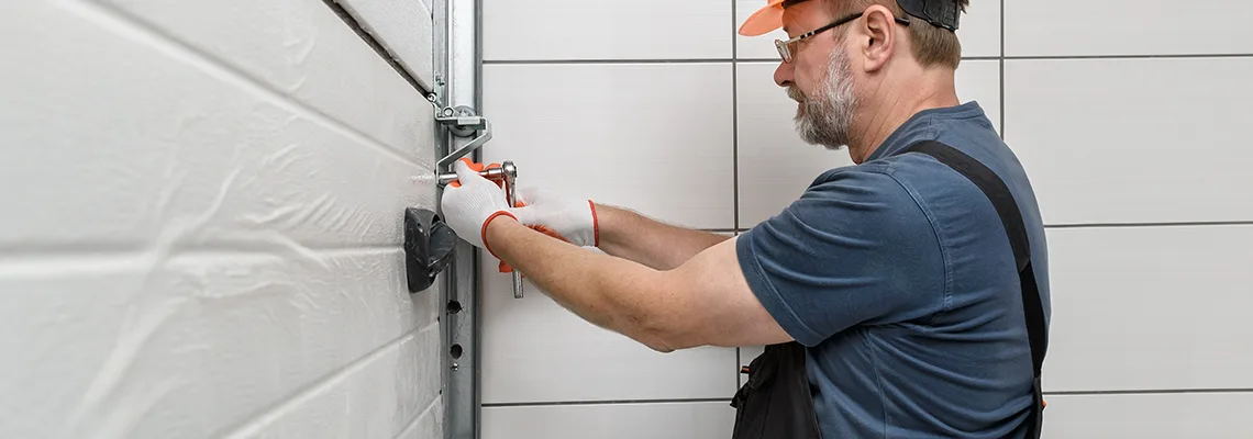 Weatherproof Insulated Garage Door Service in Gurnee, IL